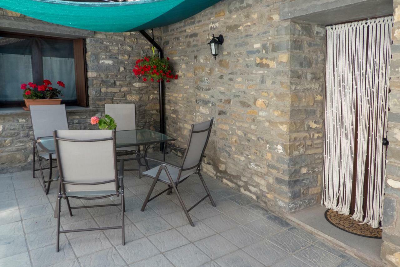 O Zierzo Villa Jaca Kültér fotó